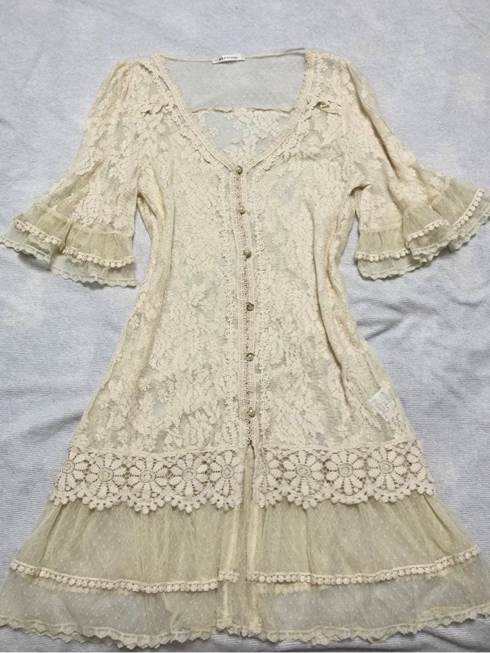 moving sale 💕 - axes femme j-fashion coquette cream lace cardigan size m